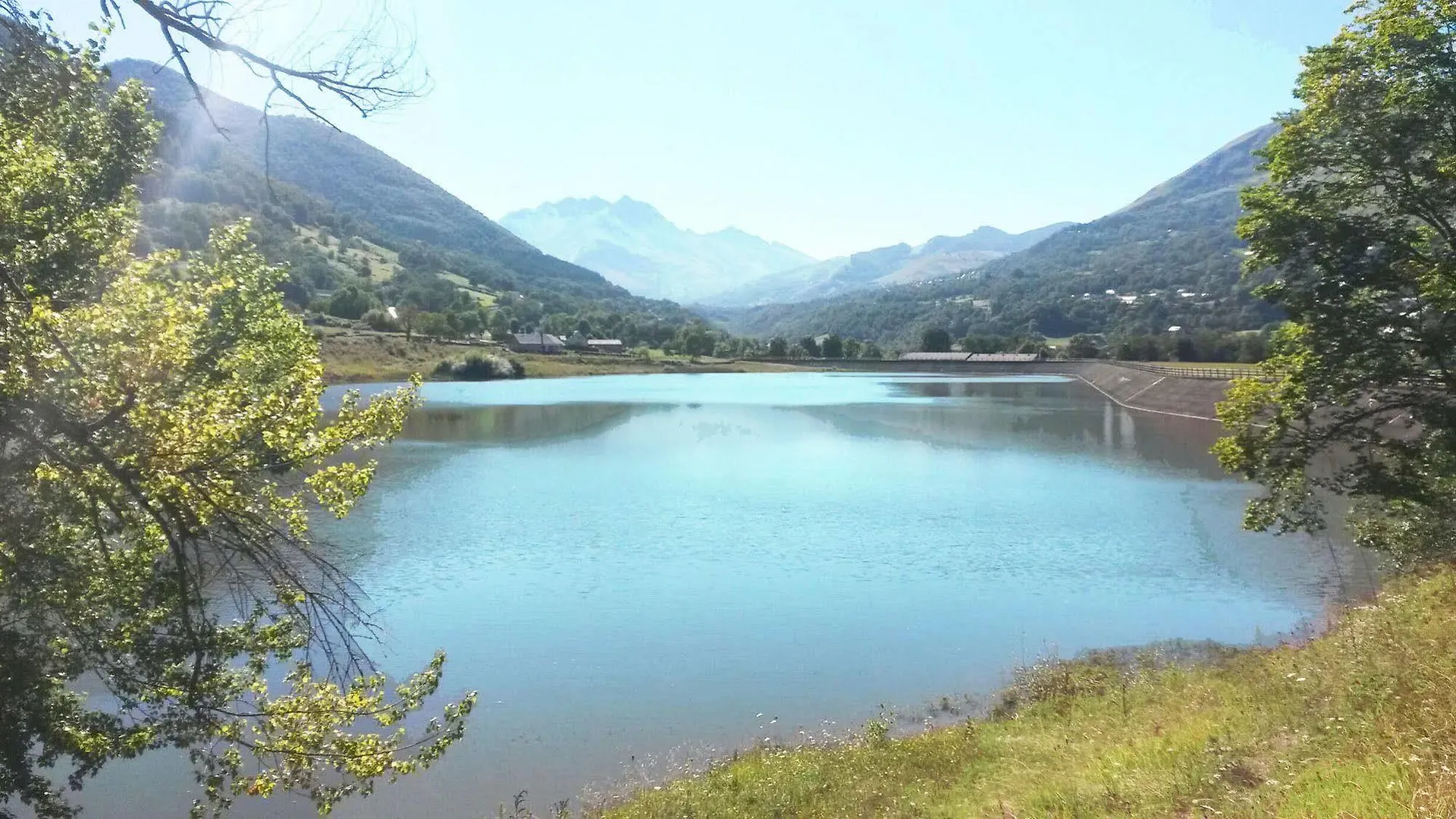 Parque de vacaciones Chalets Du Lac Arcizans-Avant